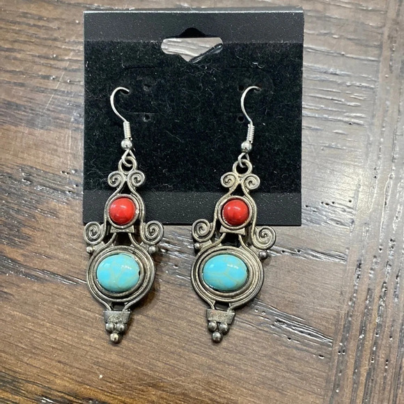 Long Earrings - Picture 1 of 2